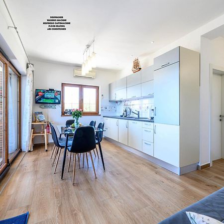 Sibenik Boats Apartment Raslina Bagian luar foto