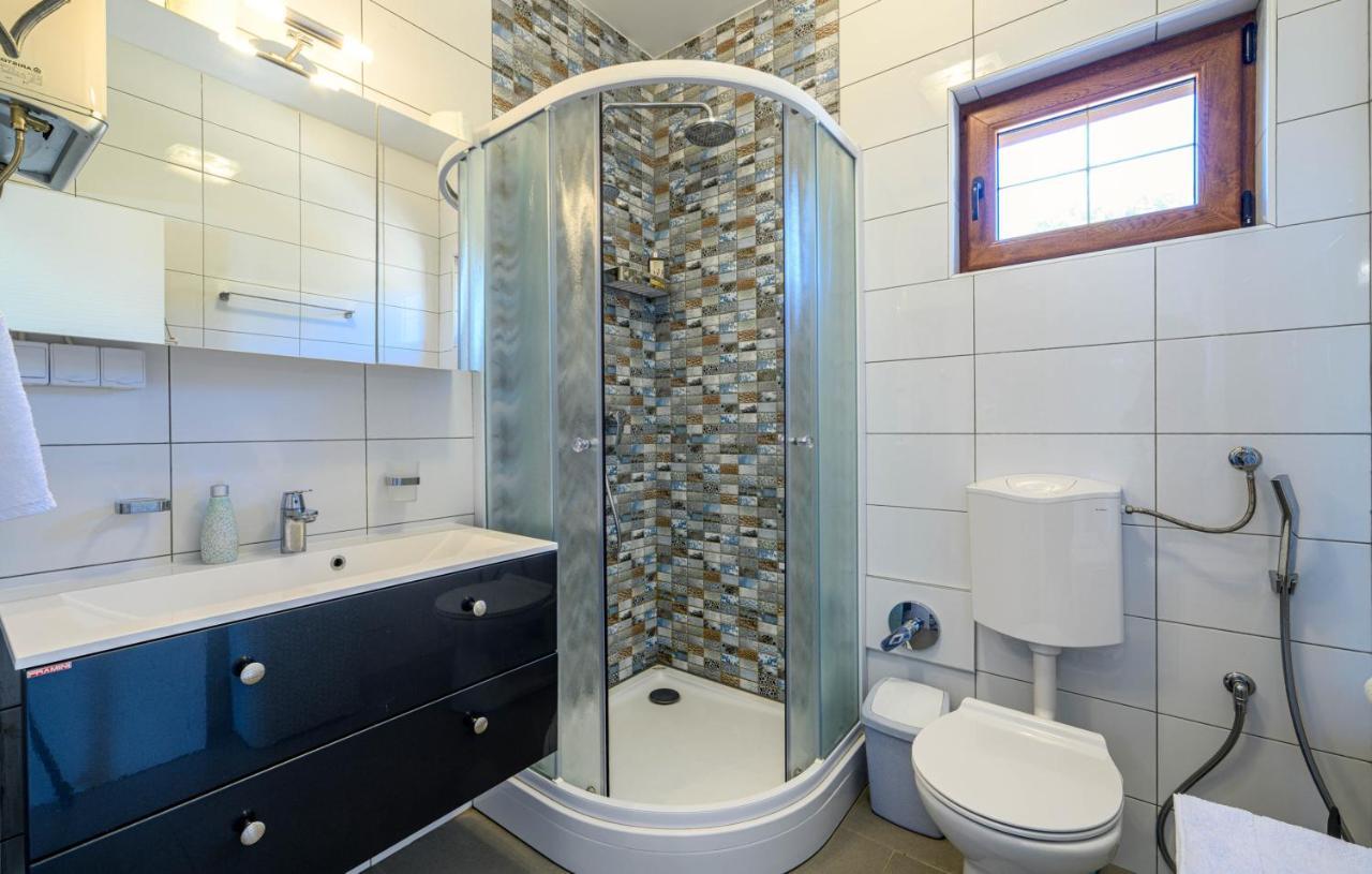 Sibenik Boats Apartment Raslina Bagian luar foto