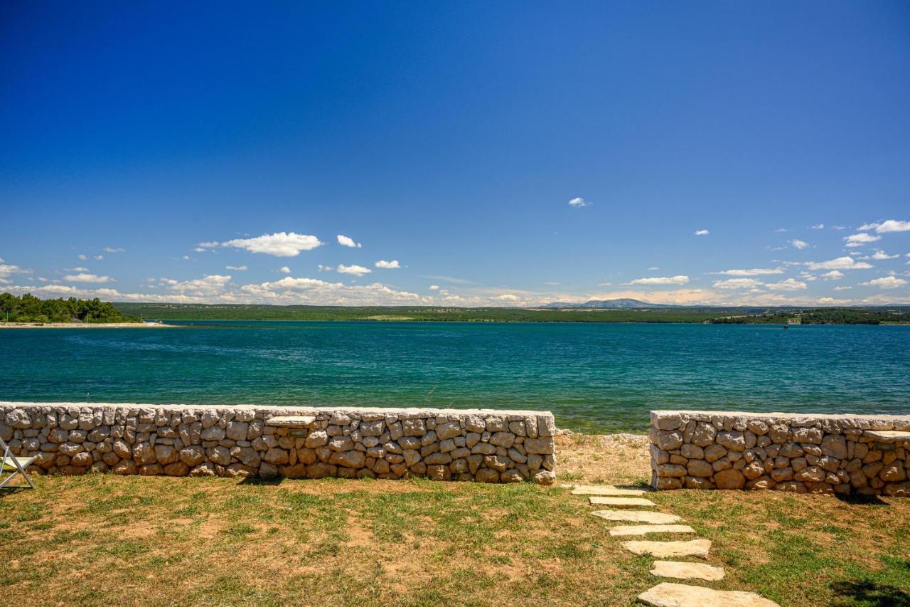 Sibenik Boats Apartment Raslina Bagian luar foto